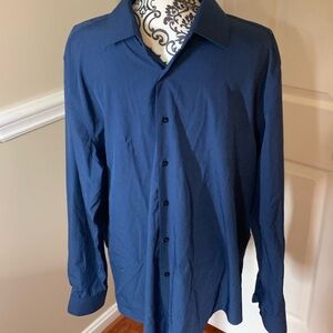 Lucky Brand 4 Way Stretch Long Sleeve Button Down. Slim Fit.
XL.